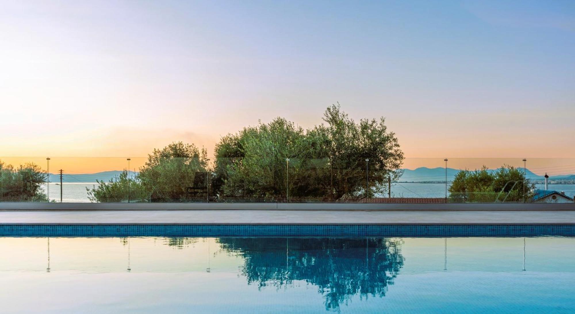 Esthisea Suites Kalamata Exterior foto